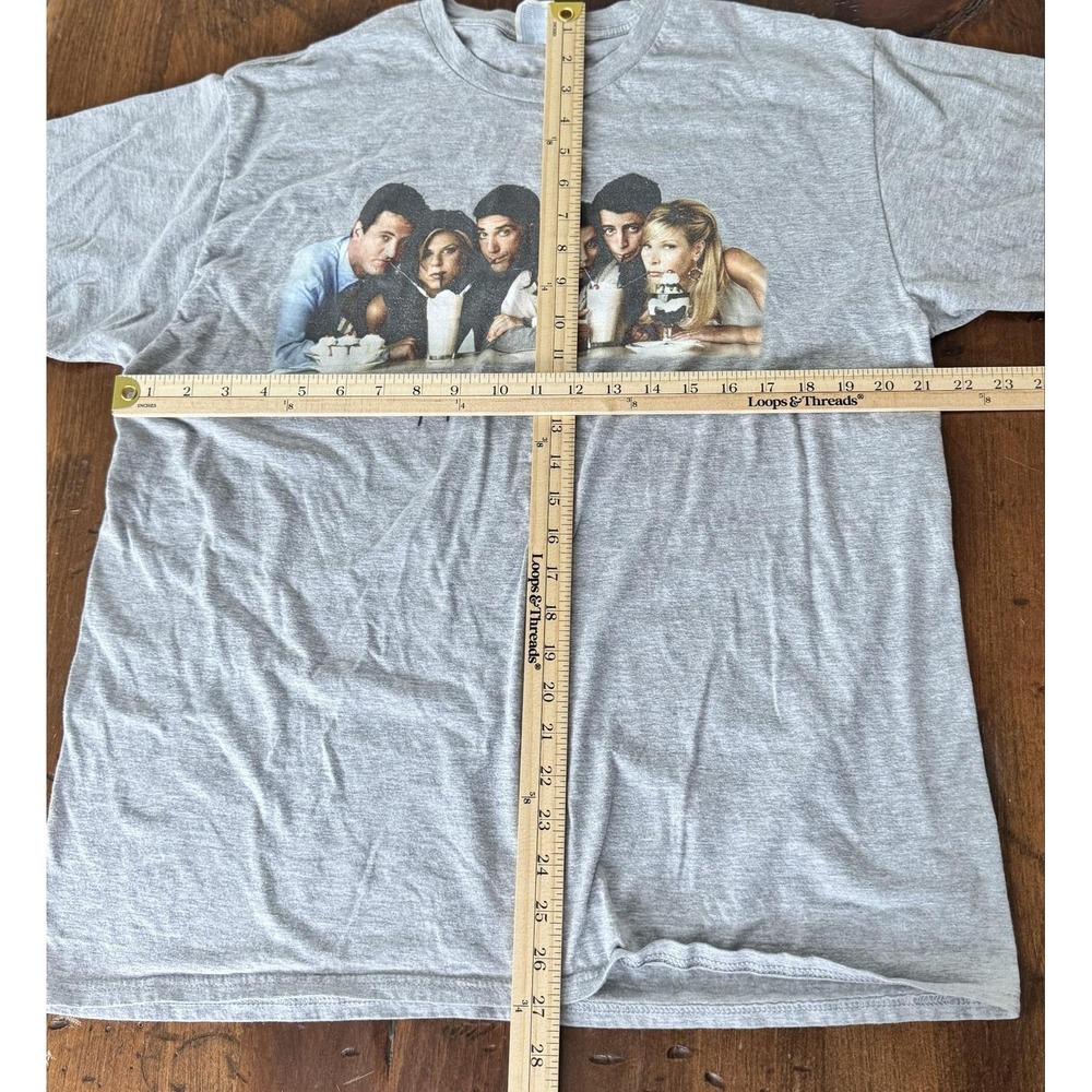Port & Company Shirt Mens XL Gray Friends TV Show Cast Milkshake Graphic T-Shirt - Picture 4 of 6